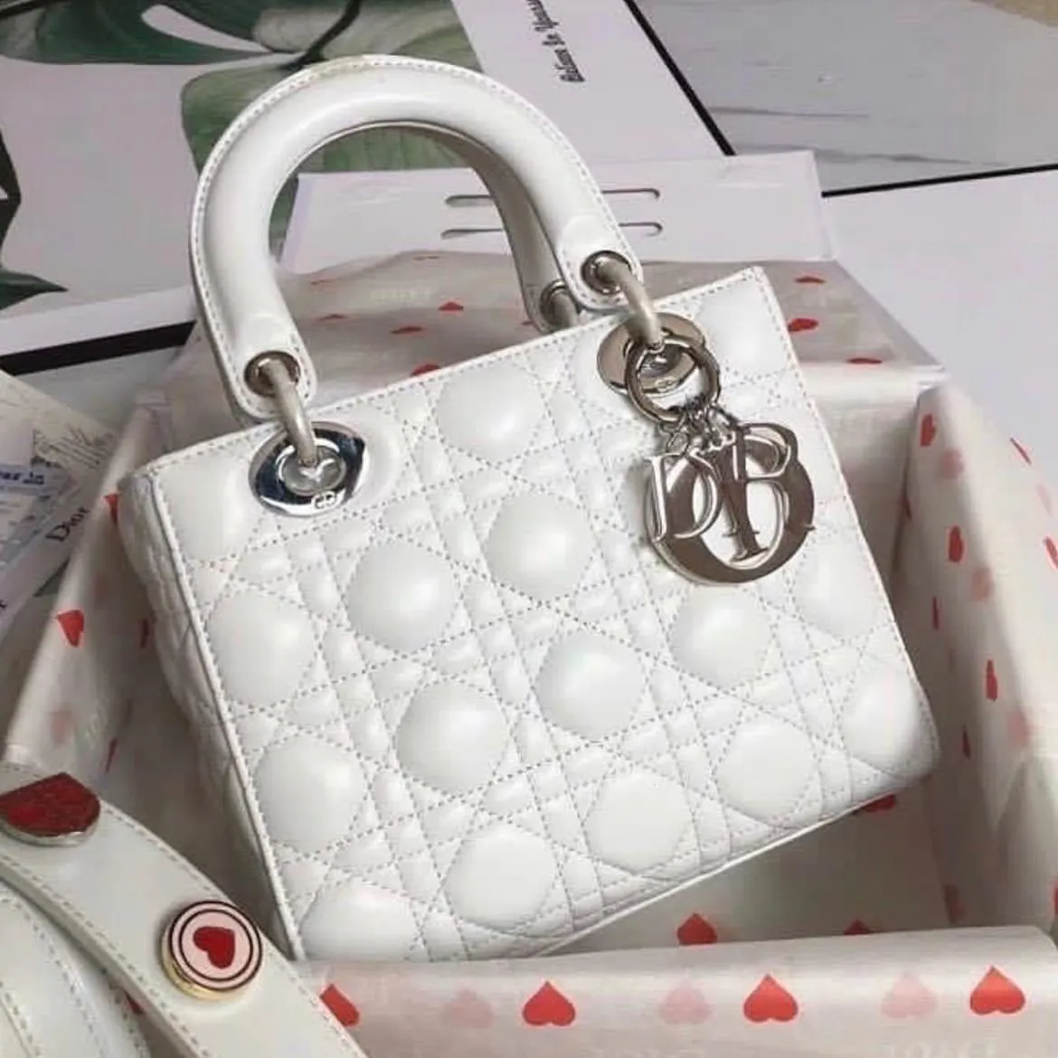 Designer Handbags - DOR - 6139