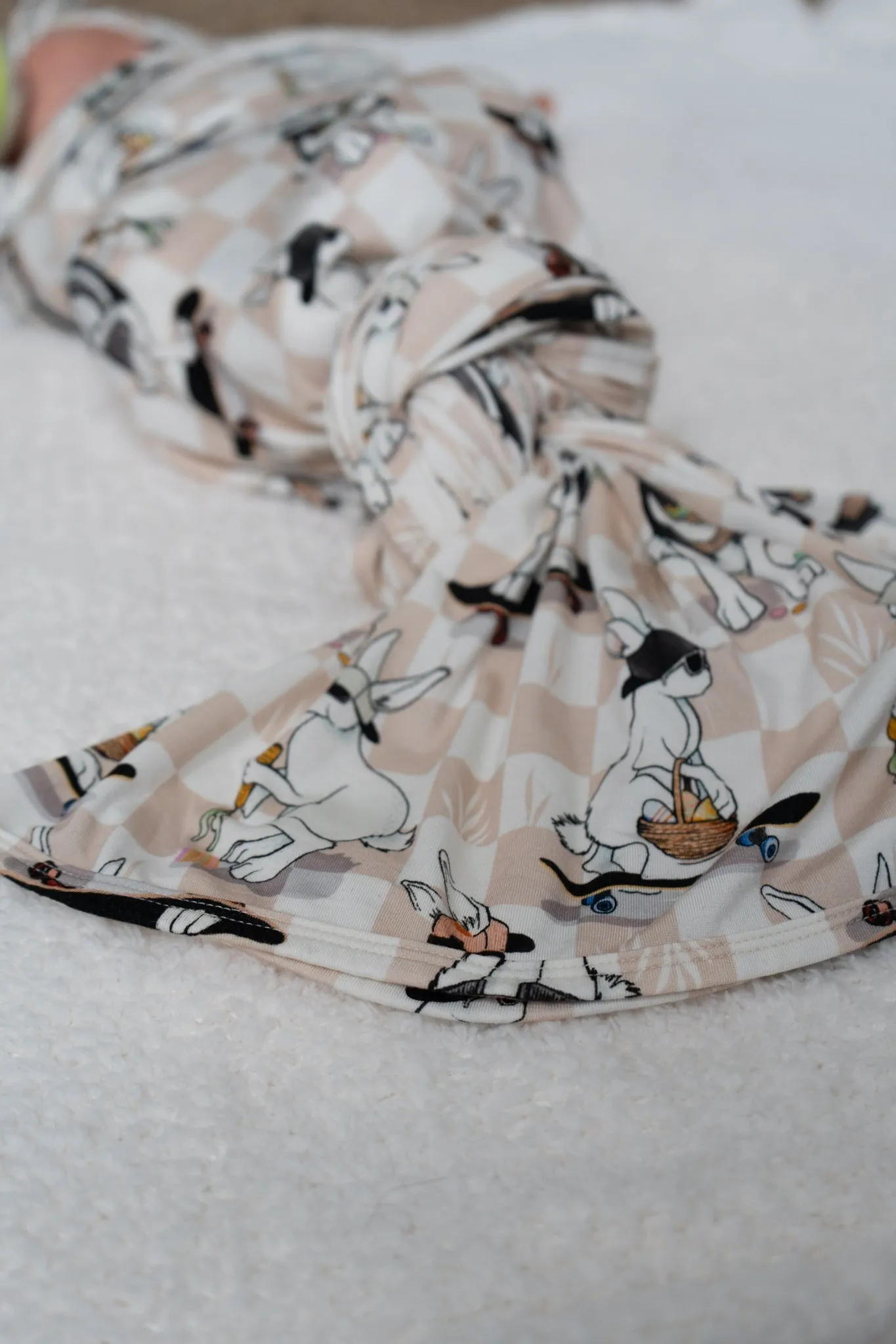 Hop Stuff Lightweight Blanket
