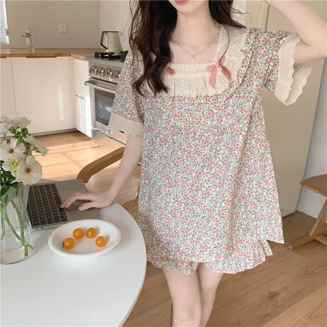 Kawaii Puff Sleeved Floral Dress