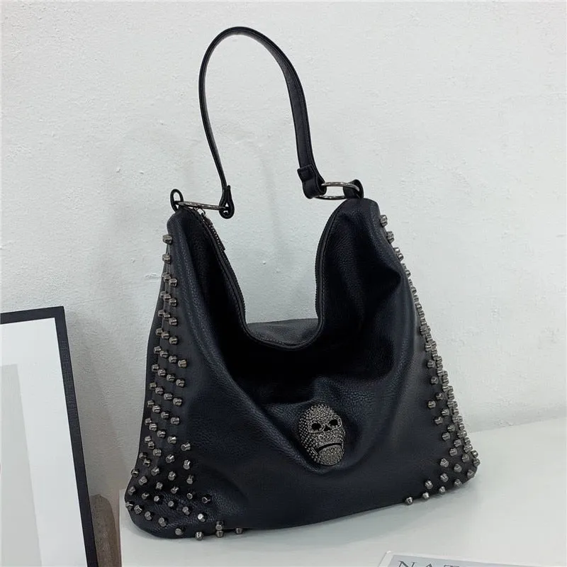 Punk skull women Shoulder Bags Large capacity Fashion Rivet ladies handbag black PU Leather female hobos Crossbody bags bit tote