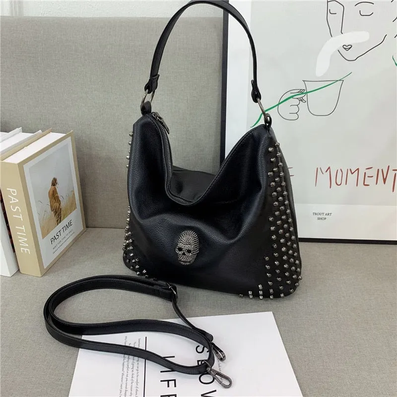 Punk skull women Shoulder Bags Large capacity Fashion Rivet ladies handbag black PU Leather female hobos Crossbody bags bit tote