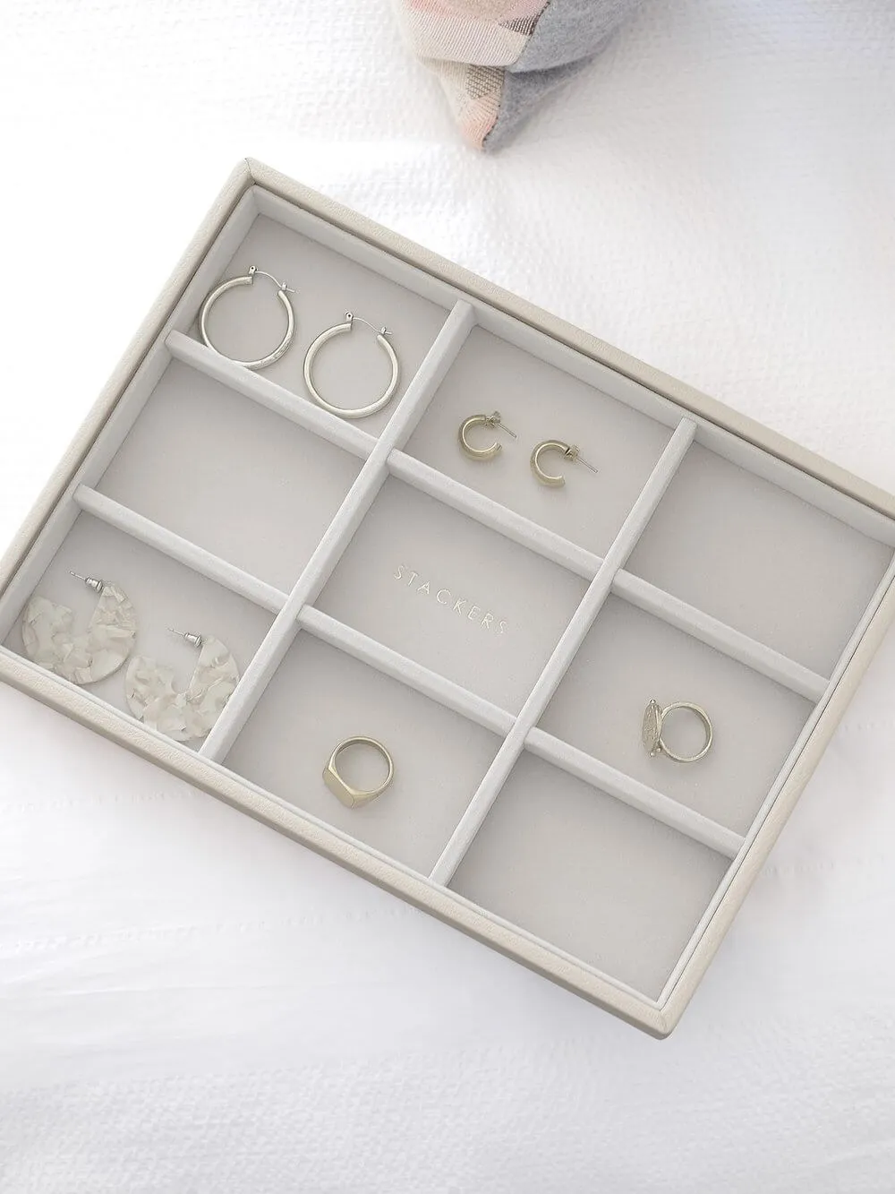 Stackers Classic 9 Compartment Jewellery Tray Oatmeal